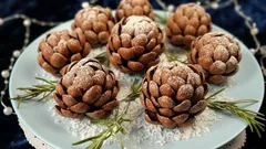 Jednoduchý nepečený dezert na Nový rok: Jemné cukroví „šišky“